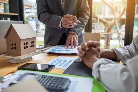 Home design consultation services with renovation advice and material selection